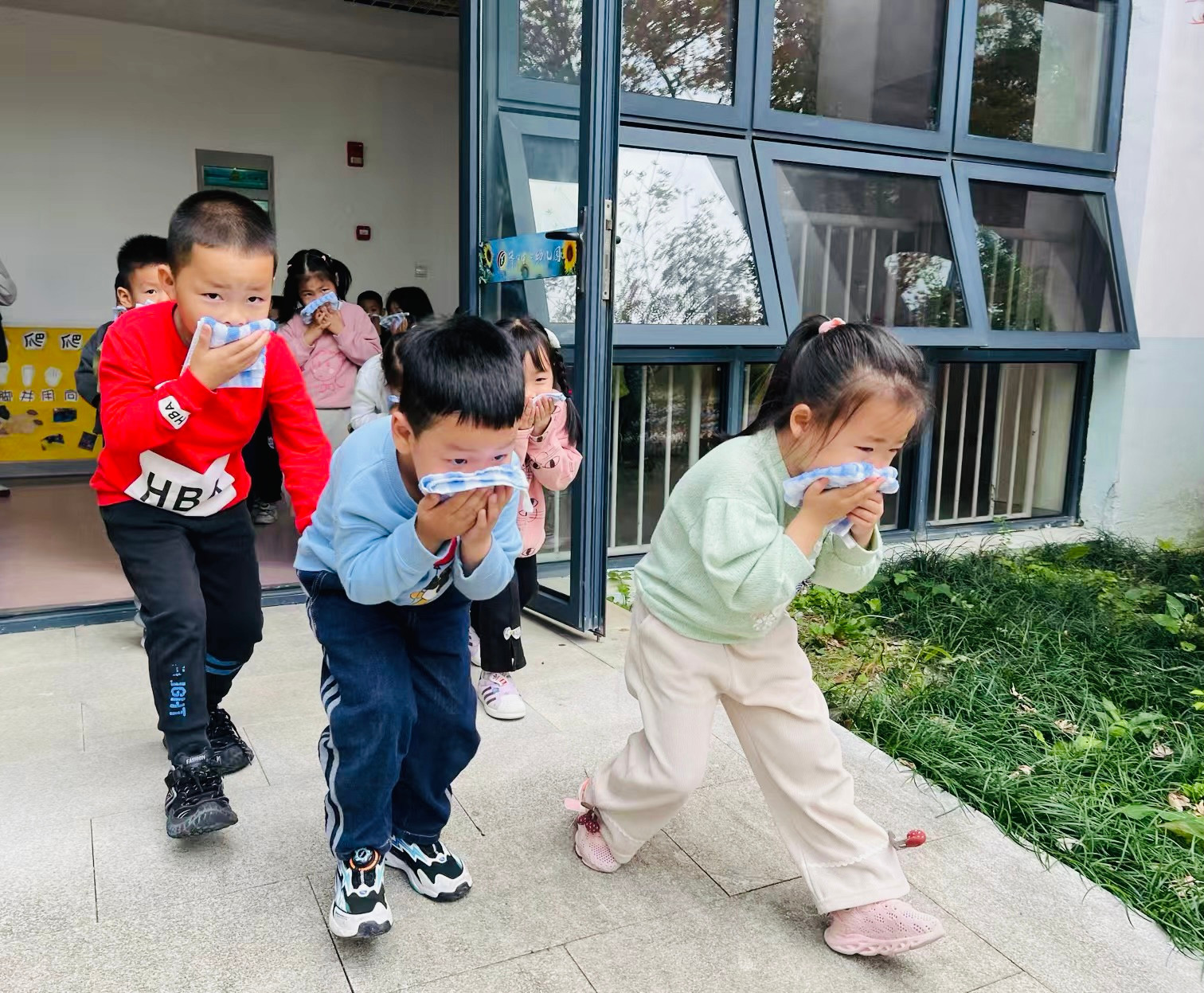 全民消防，生命至上  ——胥口中心幼儿园消防安全主题活动